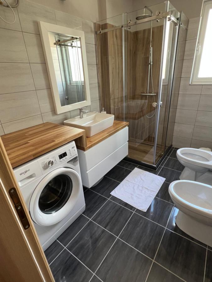 Coral Apartments ساراندا المظهر الخارجي الصورة
